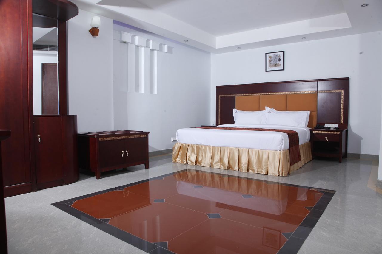 Hotel Hiton Perintalmanna Szoba fotó